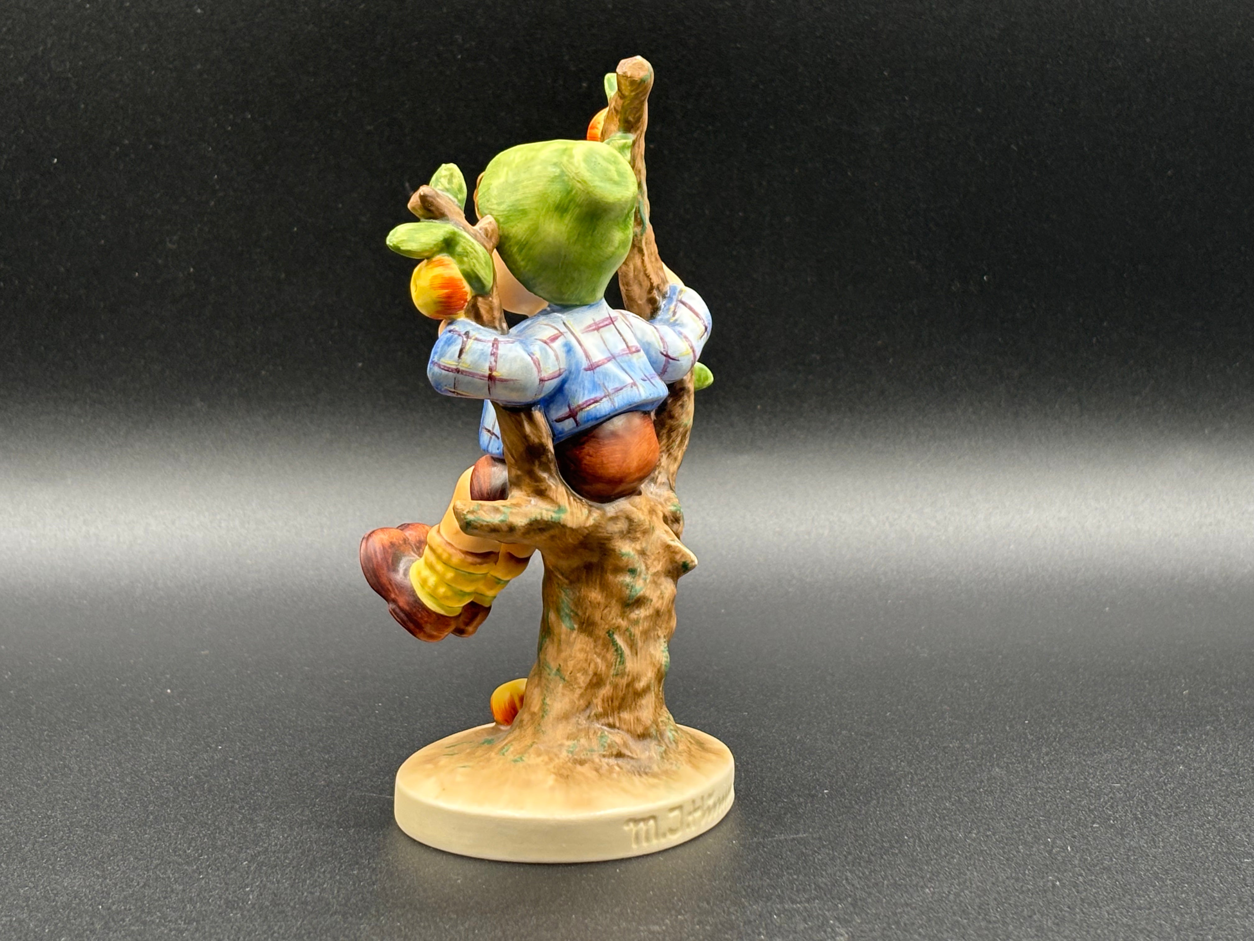 Hummel Figurine "Apple Tree Boy" Number 142/3/0 - Trademark TMK-6, Vintage Used, 5 3/4" Height
