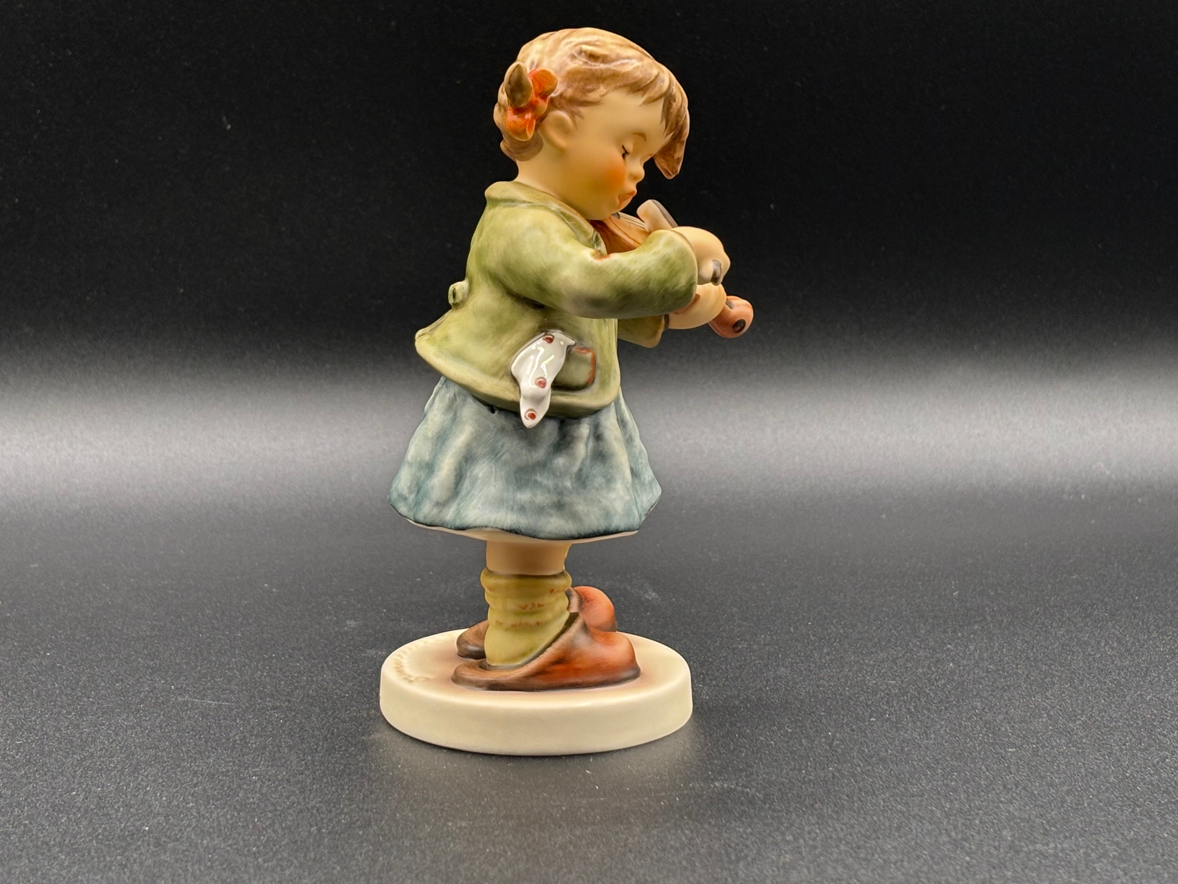 Hummel, Perfect Pitch, #2150/A, Goebel Ceramic Figurine, Vintage Used, 5 1/2 Height