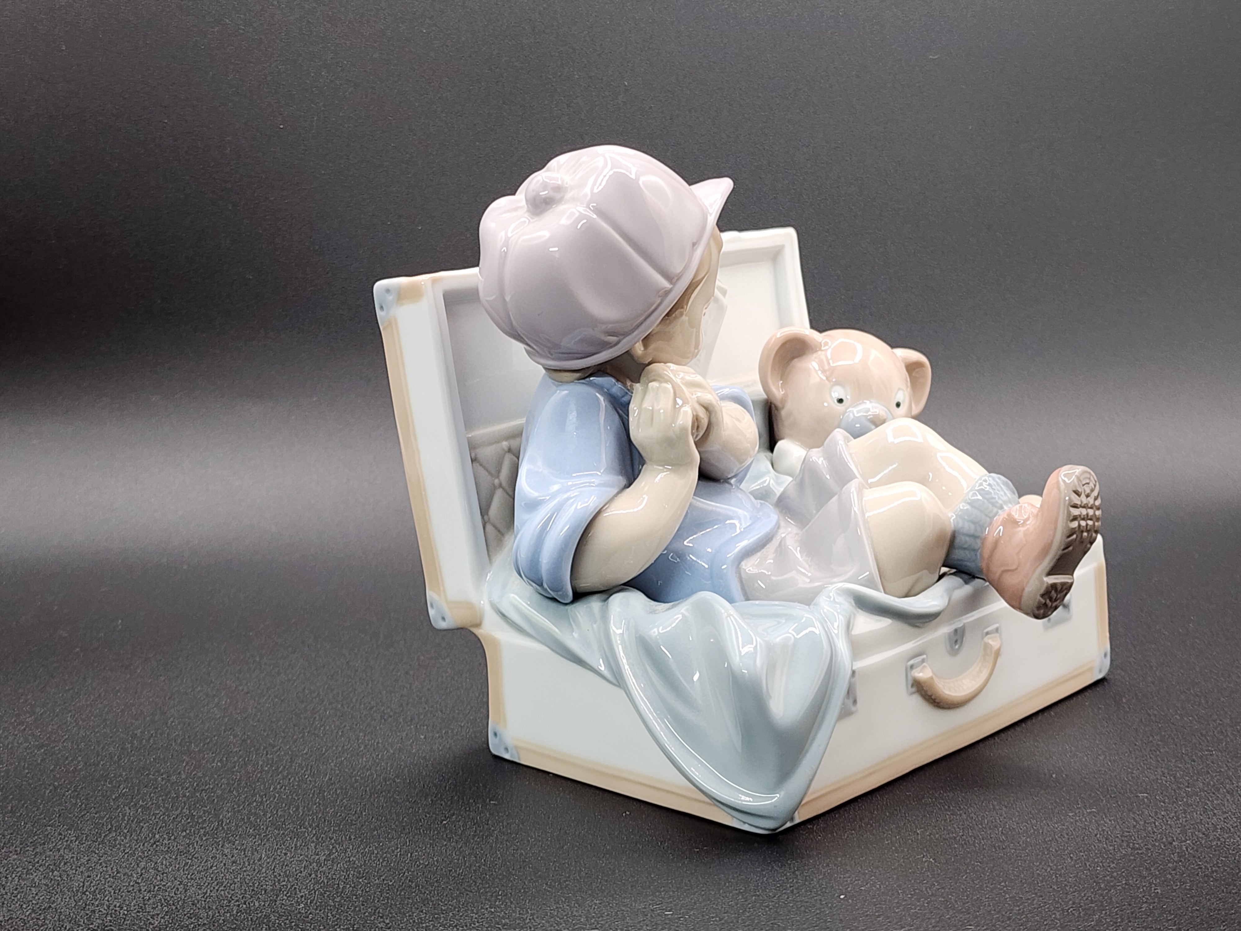 Lladro, My Favorite Place, Boy In The Trunk, 6795